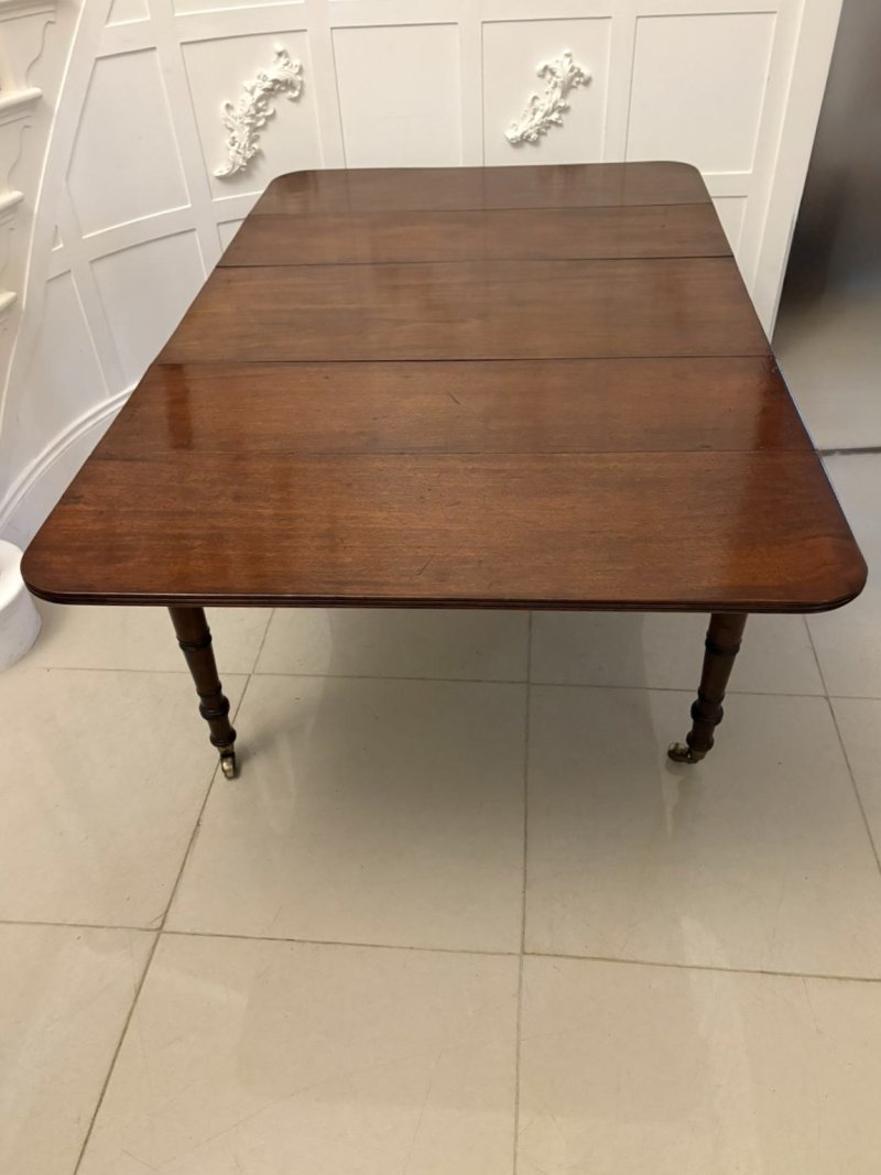 Unusual Antique 8 Seater George III Quality Mahogany Extending Pembroke Dining Table